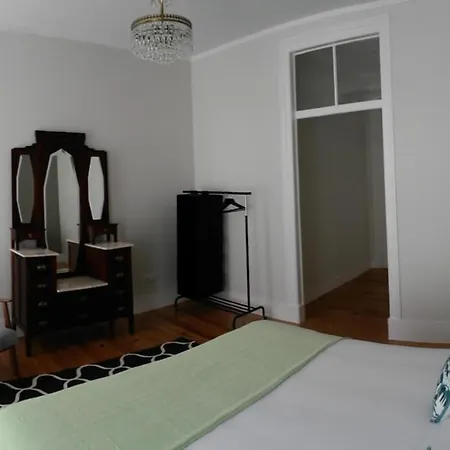 Alcacaria Do Bairro سيتوبال