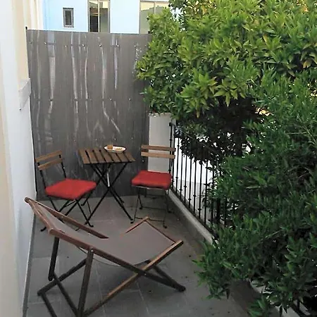 B&B Alcacaria Do Bairro 3*
