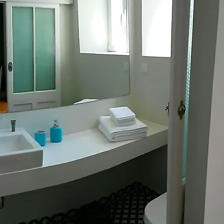 B&B Alcacaria Do Bairro 3*