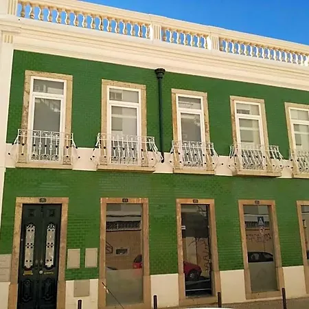 B&B Alcacaria Do Bairro 3*
